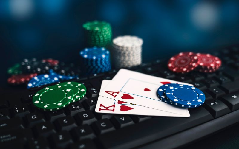 live poker rules